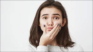 सुबह चेहरा फूला हुआ लगता है, किडनी की समस्या का हो सकता है इशारा, न करें नजरअंदाज