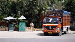 दिल्ली में कमर्शियल वाहनों की एंट्री हुई महंगी, ECC बढ़ने पर भड़के ट्रांसपोर्टर्स