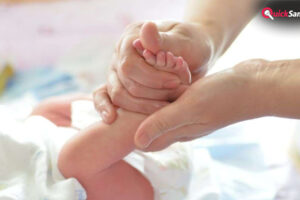 नारियल तेल या सरसों तेल, बच्चों की मालिश के लिए कौन सा तेल बेस्ट होता है?