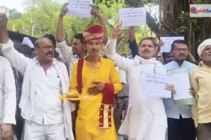 स्मार्ट मीटर से बिजली गुल हुई तो बारात के साथ डीएम ऑफिस पहुंच गया दूल्हा, बोला- घर में लाइट नहीं, दुल्हन कैसे लाऊं