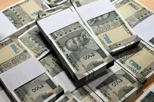 यूट्यूब से ली ट्रेनिंग, फिर दनादन 500-500 के नकली नोट छापने लगे पति-पत्नी​