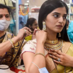 Gold Price: शांत‍ि समझौते के बाद सोने में लगातार तीसरे द‍िन तेजी, आज क्‍या है 24K, 22K और 18K गोल्‍ड का रेट​