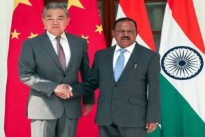 India-China तनाव के बीच दिल्ली में अहम बैठक, Ajit Doval से मिलेंगे चीनी विदेश मंत्री Wang Yi​