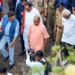 लखनऊ अग्निकांड के बाद हिला प्रशासन, 7 दिन में रिपोर्ट सौंपेगी SIT; सीएम योगी ने लिया ये सख्त फैसला​