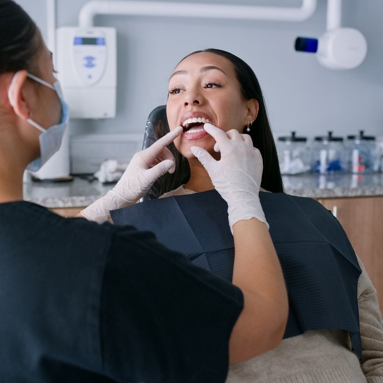 Dental Health Care: दांत से खून आने को न करें नजरअंदाज, एक्सपर्ट ने बताए 5 बड़े कारण, जानें​