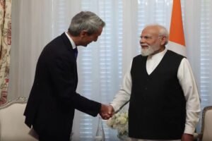 France दौरे पर PM मोदी की Business Diplomacy, Saint-Gobain के CEO से की हाई-लेवल मीटिंग​