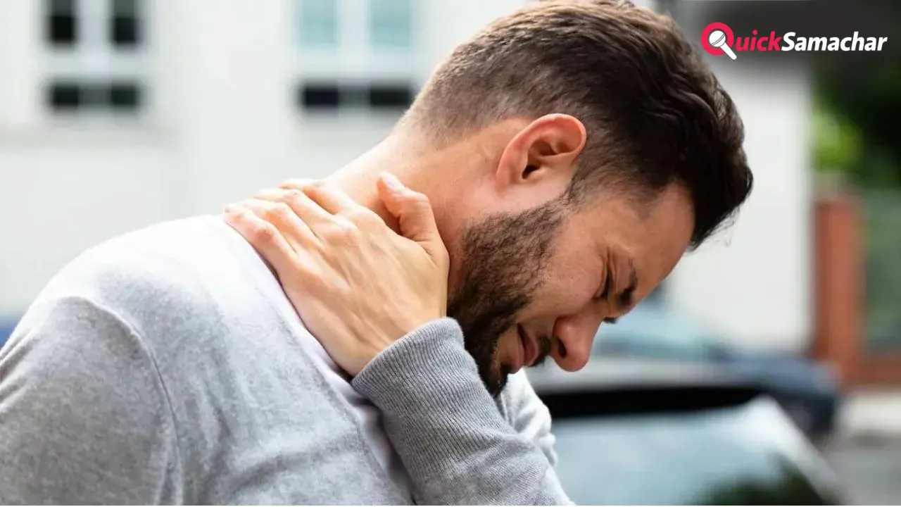 Pinched Nerve Problem: क्या होती है दबी हुई नसों की समस्या, जिससे जूझ रहे हैं सिंगर सोनू निगम?​