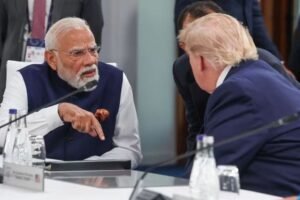 ग्लोबल ट्रेड वॉर के बीच ट्रंप-मोदी की नई केमिस्ट्री, संभलकर आगे बढ़ रहा भारत!​