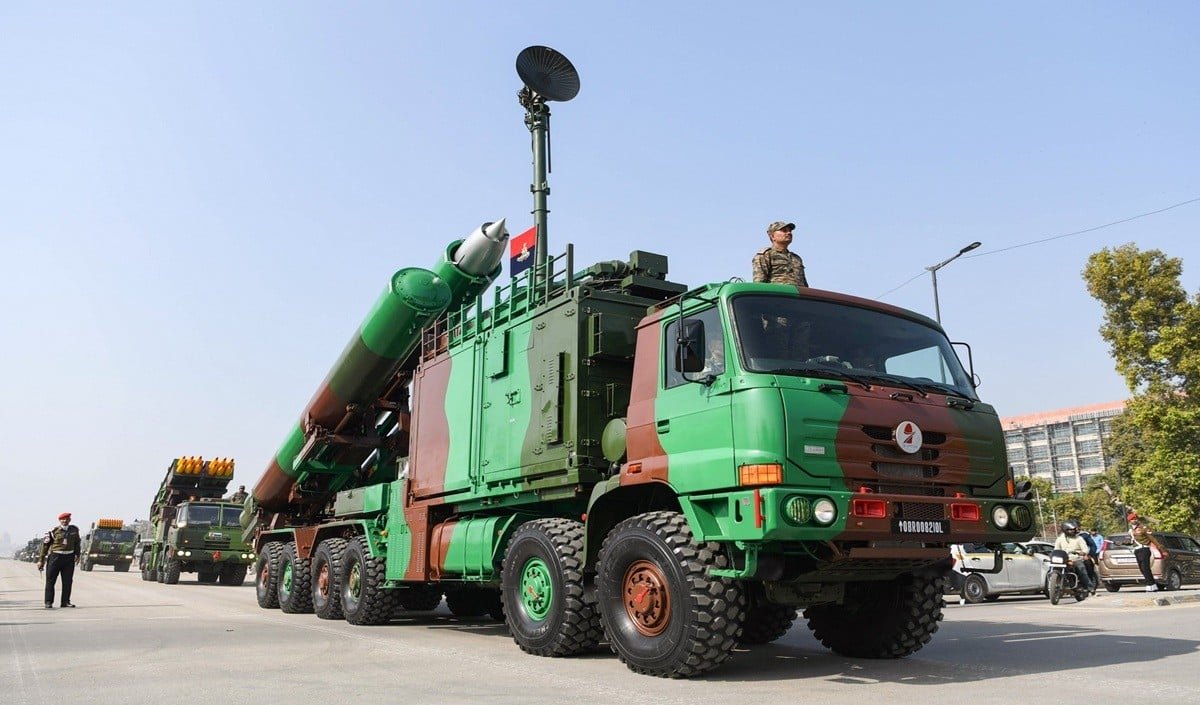 अब Russia भी खरीदेगा BrahMos? भारत सप्लाई करेगा मिसाइल सिस्टम, Production बढ़ाने पर बातचीत जारी​
