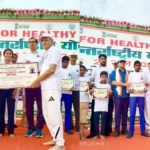 Mathura: धूमधाम से मनाया गया 12वां अंतर्राष्ट्रीय योग दिवस, कैबिनेट मंत्री और विधायक ने किया सामूहिक योगाभ्यास​