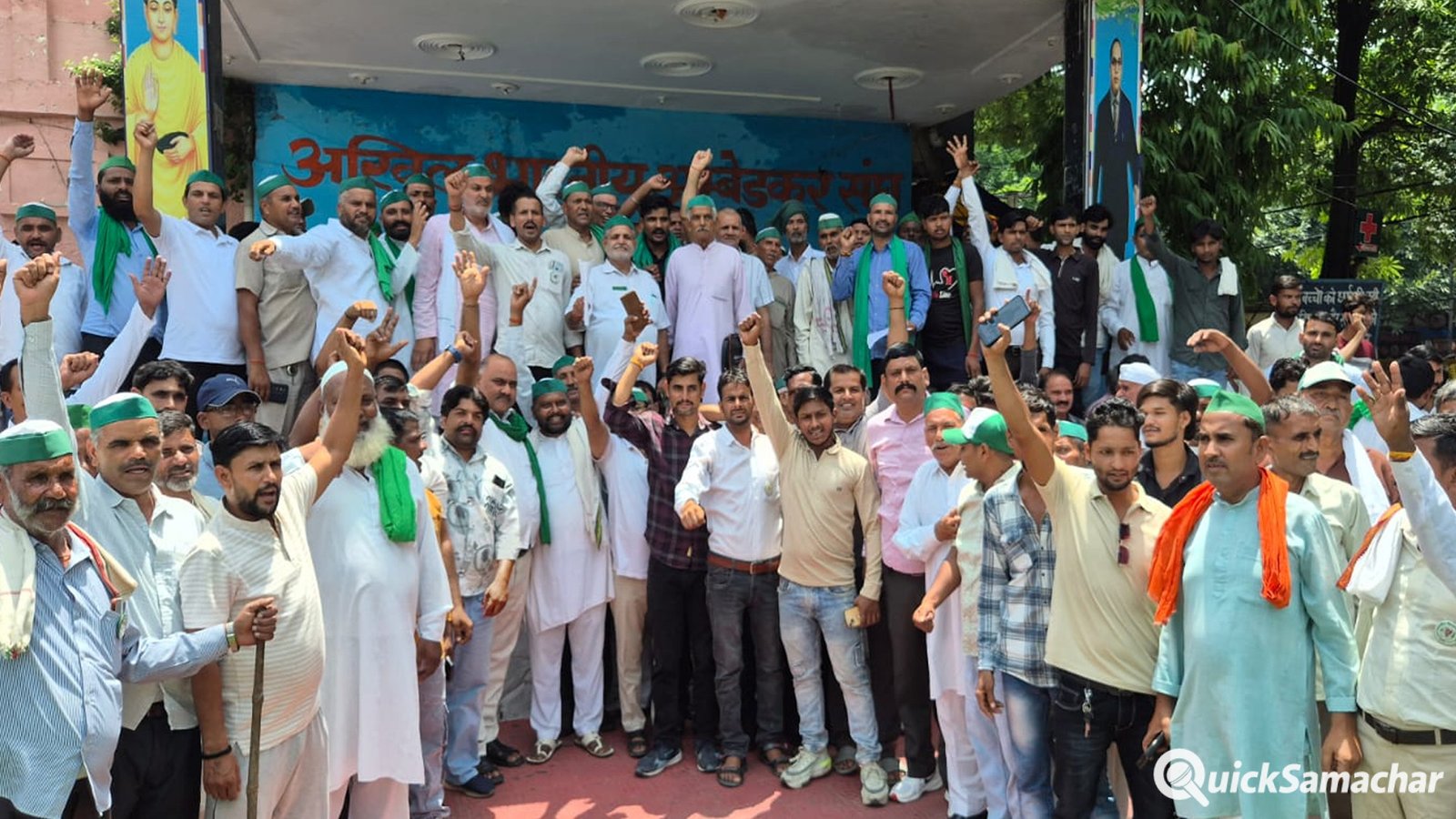 Moradabad News : डीएम कार्यालय पर गरजे किसान, एडीएम को सौंपा ज्ञापन Moradabad News : डीएम कार्यालय पर गरजे किसान, एडीएम को सौंपा ज्ञापन