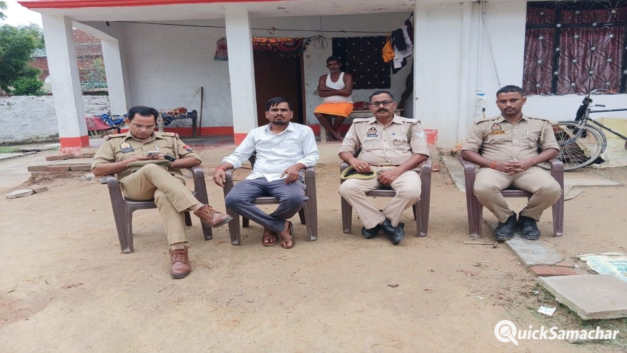 दिल्ली आंदोलन : बाराबंकी में पुलिस अलर्ट, रामकुमार लोधी और पप्पू सिद्दीकी को घर में रोका दिल्ली आंदोलन : बाराबंकी में पुलिस अलर्ट, रामकुमार लोधी और पप्पू सिद्दीकी को घर में रोका