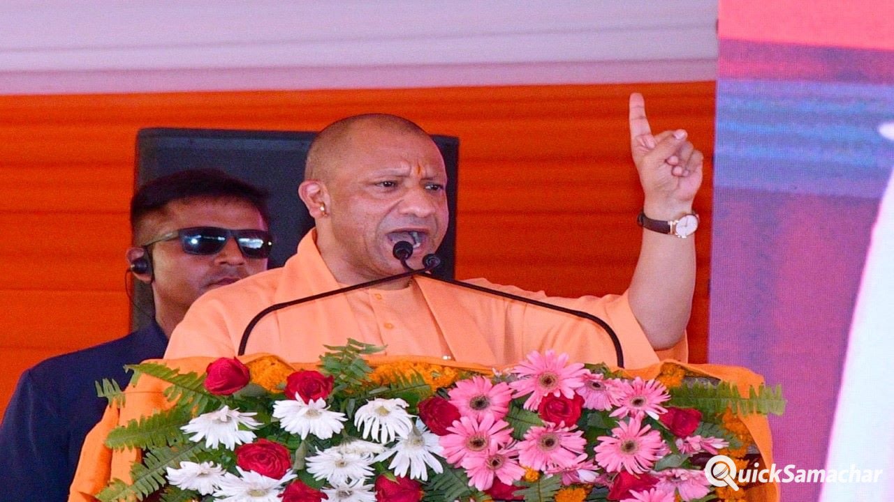 जालौन को 1,275 करोड़ की सौगात, विपक्ष पर बरसे मुख्यमंत्री योगी आदित्यनाथ जालौन को 1,275 करोड़ की सौगात, विपक्ष पर बरसे मुख्यमंत्री योगी आदित्यनाथ
