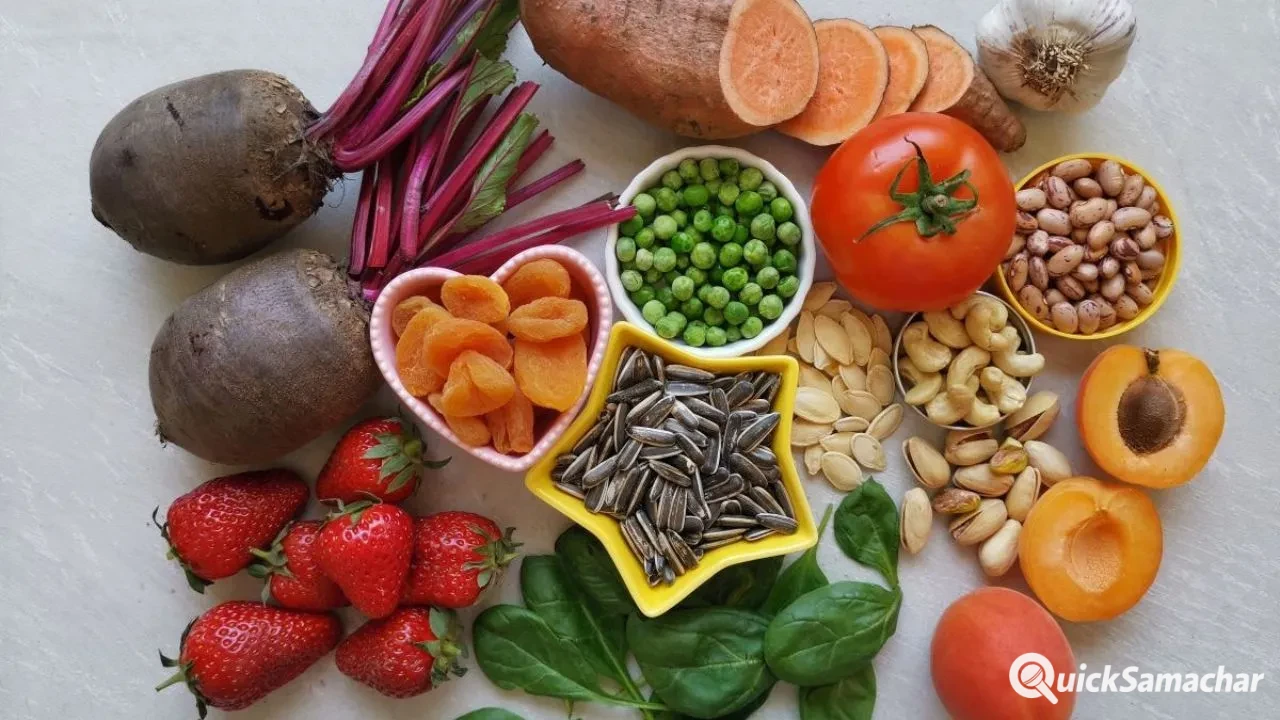 Hemoglobin Foods: सब खाने के बाद भी नहीं बढ़ रहा हीमोग्लोबिन, तो इन पांच चीजों को करें डाइट में शामिल Hemoglobin Foods: सब खाने के बाद भी नहीं बढ़ रहा हीमोग्लोबिन, तो इन पांच चीजों को करें डाइट में शामिल