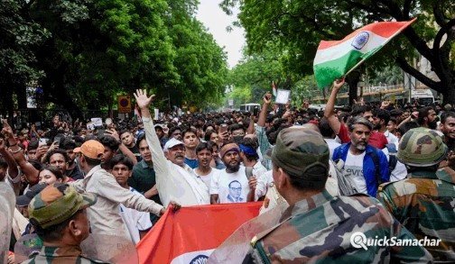 CJP प्रदर्शन: हिंसा करने वालों की पहचान कर रही दिल्ली पुलिस, उपद्रवियों के पासपोर्ट होंगे रद्द? CJP प्रदर्शन: हिंसा करने वालों की पहचान कर रही दिल्ली पुलिस, उपद्रवियों के पासपोर्ट होंगे रद्द?