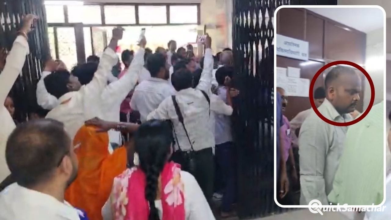 Gorakhpur Crime News: 10 साल की बच्ची के हत्यारोपी सिपाही की अस्पताल में पिटाई, मेडिकल के दौरान डॉक्टरनर्सों ने पीटा; रेप के बाद मार डाला था Gorakhpur Crime News: 10 साल की बच्ची के हत्यारोपी सिपाही की अस्पताल में पिटाई, मेडिकल के दौरान डॉक्टरनर्सों ने पीटा; रेप के बाद मार डाला था