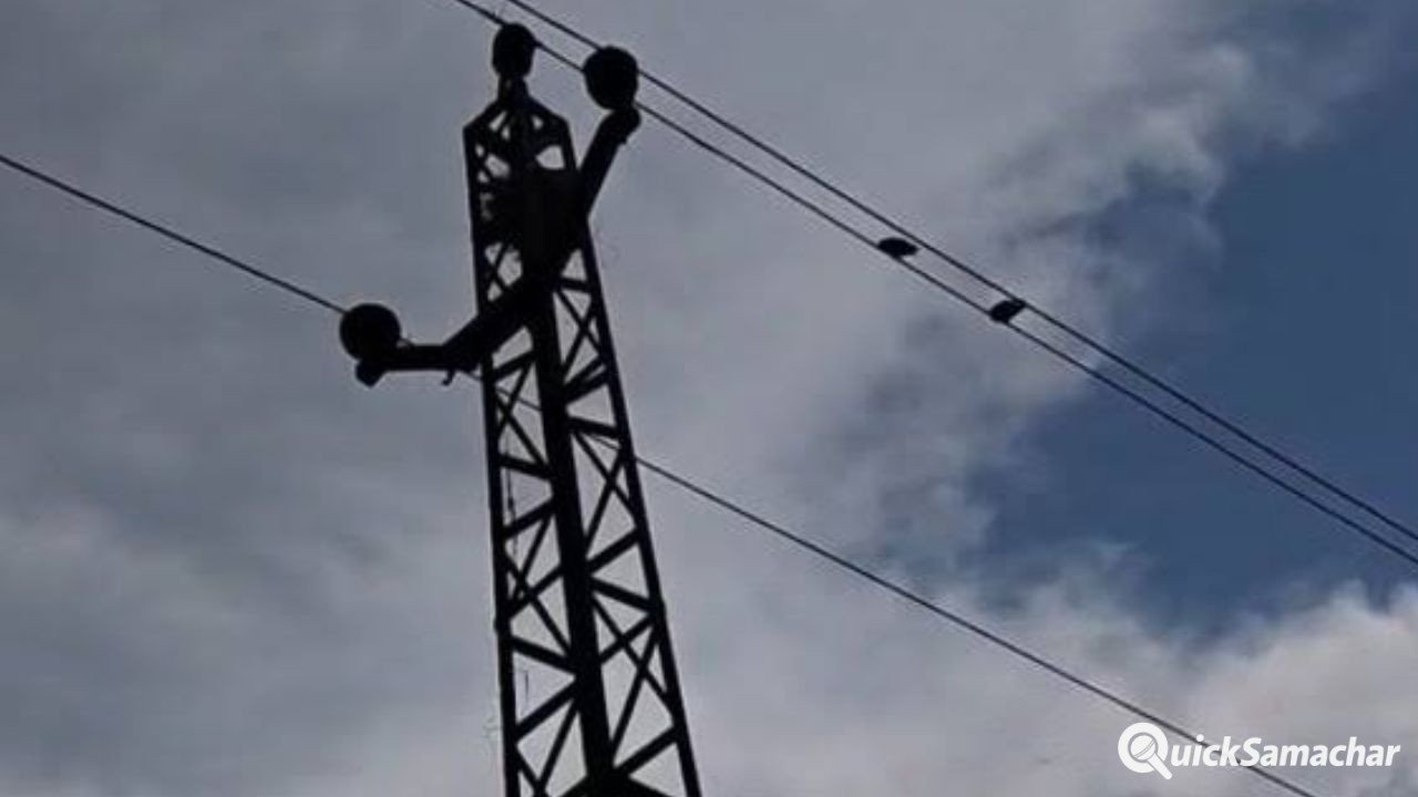 Ballia News: हाईटेंशन करंट की चपेट में आई महिला की मौत, बिजली विभाग के खिलाफ शिकायत Ballia News: हाईटेंशन करंट की चपेट में आई महिला की मौत, बिजली विभाग के खिलाफ शिकायत