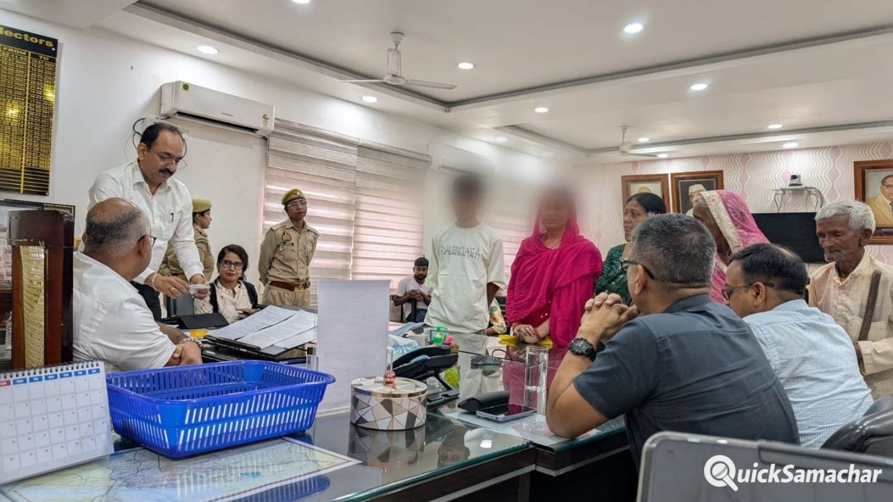 नहीं कटवाए बाल तो स्कूल से कट गया नाम… डीएम से बोला परिवार कटवा लेंगे, एडमिशन करवा दीजिए नहीं कटवाए बाल तो स्कूल से कट गया नाम… डीएम से बोला परिवार कटवा लेंगे, एडमिशन करवा दीजिए