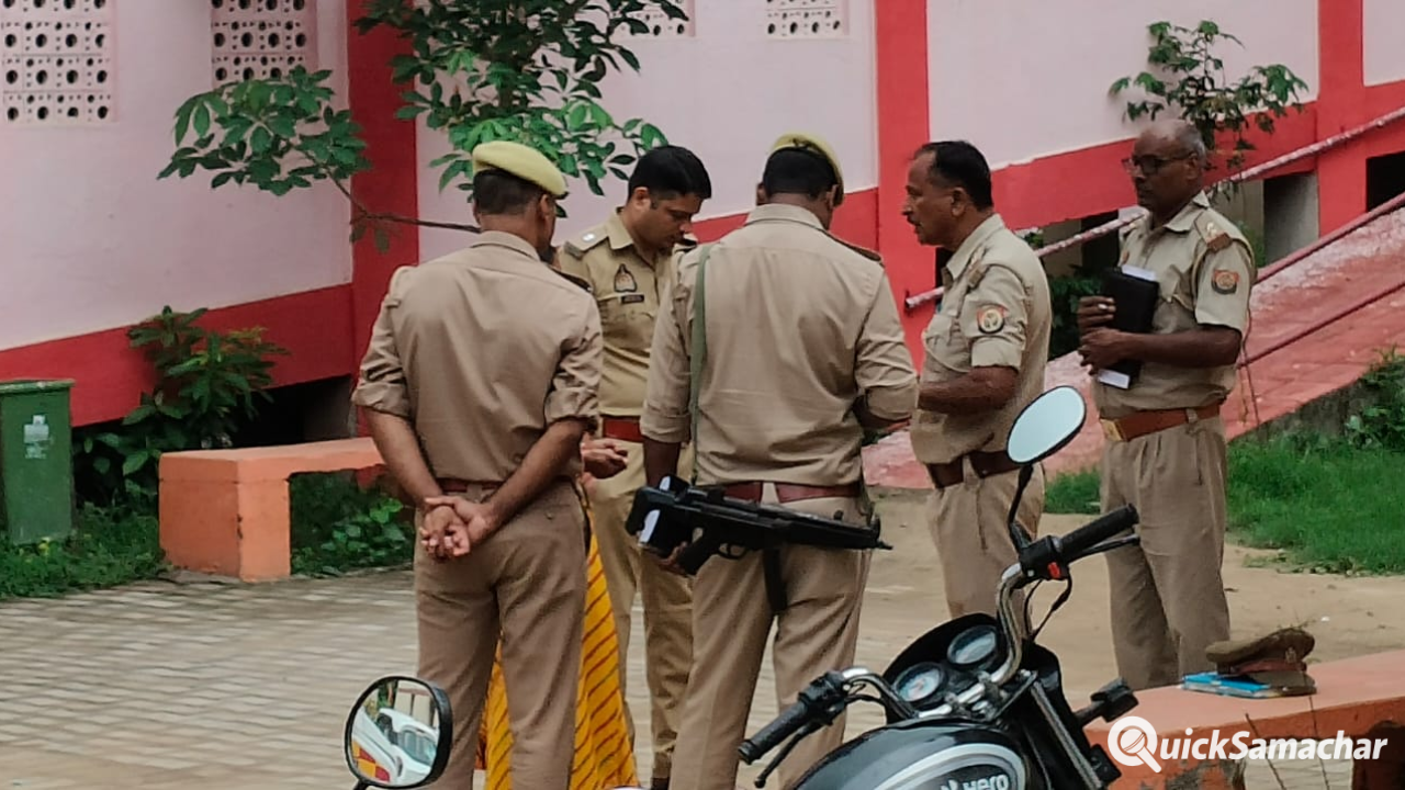 Sultanpur Road Accident: वाराणसी से अयोध्या जा रही टूरिस्ट बस हादसे का शिकार, 12 श्रद्धालु घायल, पांच की हालत गंभीर Sultanpur Road Accident: वाराणसी से अयोध्या जा रही टूरिस्ट बस हादसे का शिकार, 12 श्रद्धालु घायल, पांच की हालत गंभीर