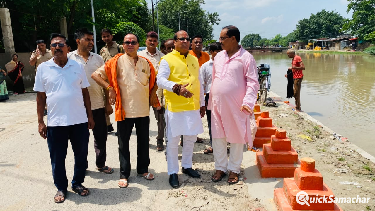 Kanpur News: छठ पर्व की तैयारियों में जुटे विधायक सुरेंद्र मैथानी, रविदासपुरम घाट का किया निरीक्षण Kanpur News: छठ पर्व की तैयारियों में जुटे विधायक सुरेंद्र मैथानी, रविदासपुरम घाट का किया निरीक्षण