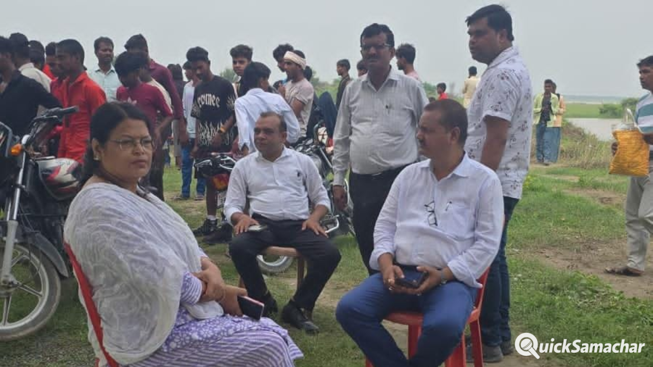 कांवड़ यात्रा के बीच कुसुमखोर घाट पर प्रशासन अलर्ट, नायब तहसीलदार ने संभाली सुरक्षा व्यवस्था कांवड़ यात्रा के बीच कुसुमखोर घाट पर प्रशासन अलर्ट, नायब तहसीलदार ने संभाली सुरक्षा व्यवस्था