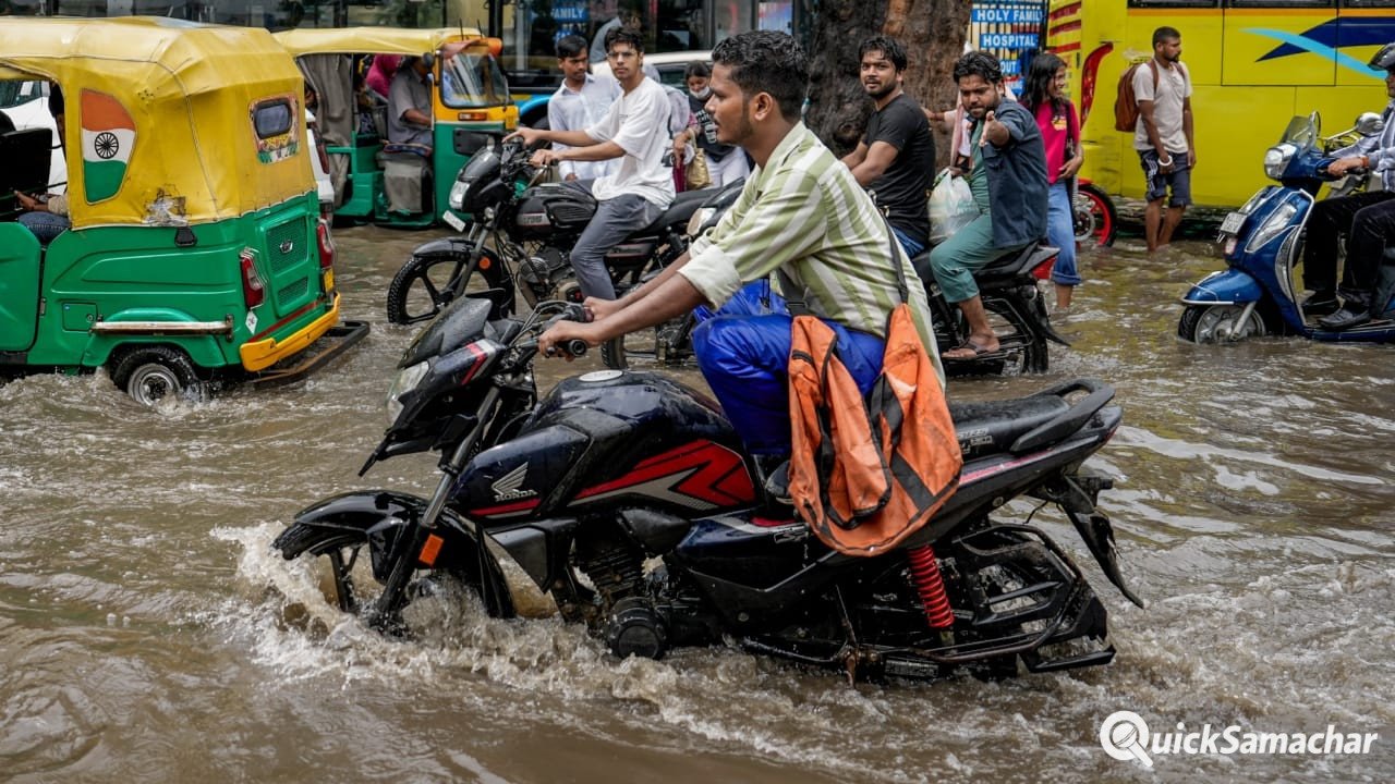 दिल्ली में 10 अगस्त तक बारिश… येलो अलर्ट जारी, UP से लेकर बंगाल तक बरसेंगे बदरा, जम्मूकश्मीर में अलर्ट दिल्ली में 10 अगस्त तक बारिश… येलो अलर्ट जारी, UP से लेकर बंगाल तक बरसेंगे बदरा, जम्मूकश्मीर में अलर्ट